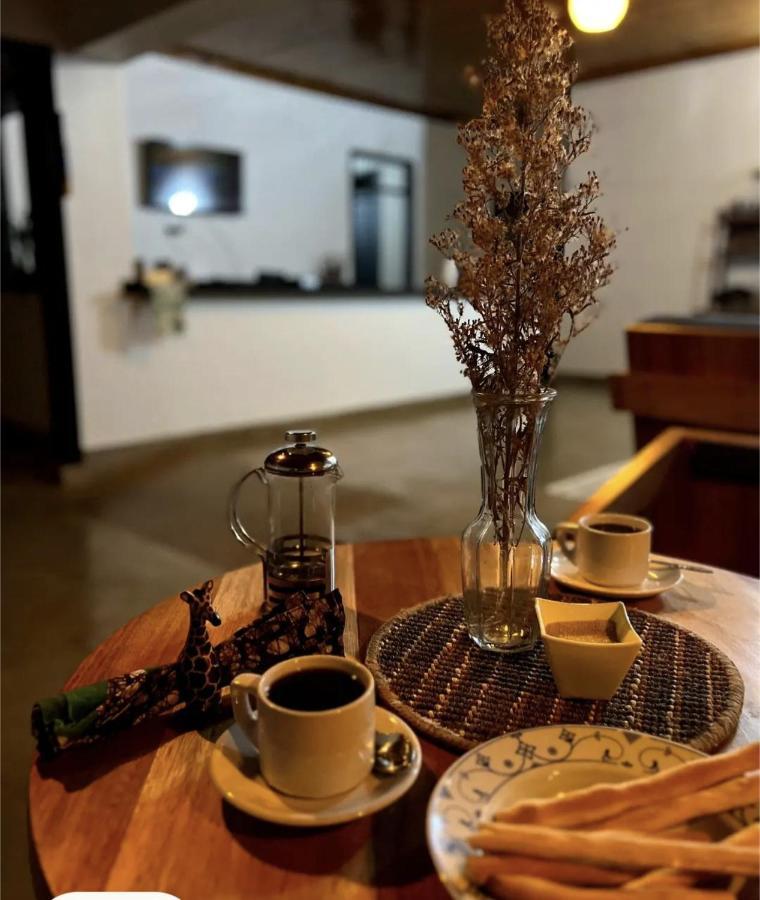 莫希Walk With Us Africa住宿加早餐旅馆 外观 照片